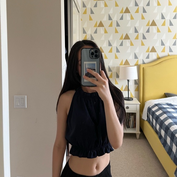 Halter top - Picture 2 of 5